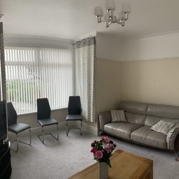 Earlshall Lounge overlooking rear garden